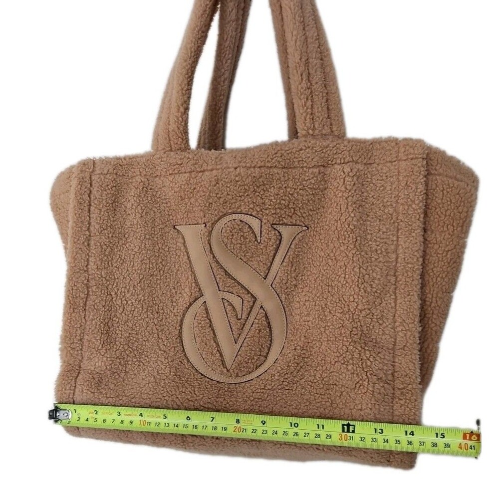 Victoria's Secret Plush Fleece Beige Tote Bag Sherpa Fluffy - Picture 8 of 10